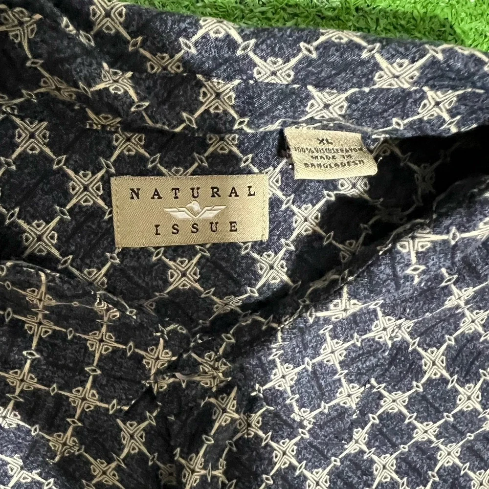Vintage Natural Issue Shirt XL Cropped‎ Button Up Geometric Gradient Gold Black